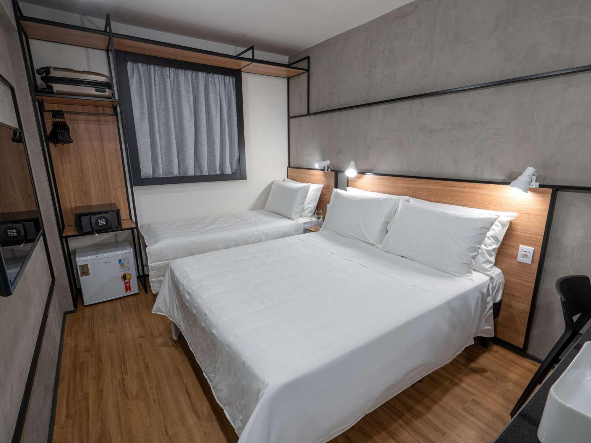 Ibis Hotel 4*